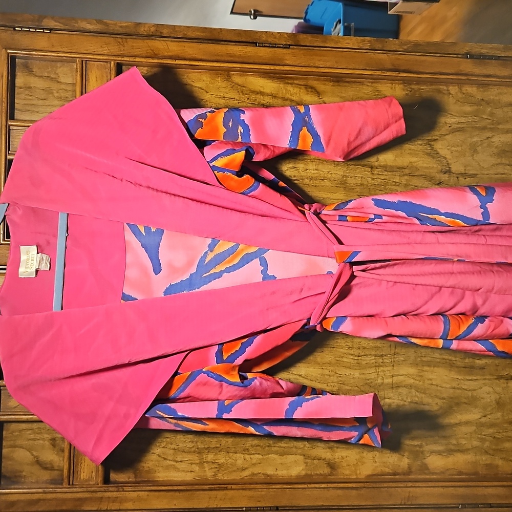 Victoria's Secret 100% Polyester Pink,blue& orange robe with hood. Size Sm./med